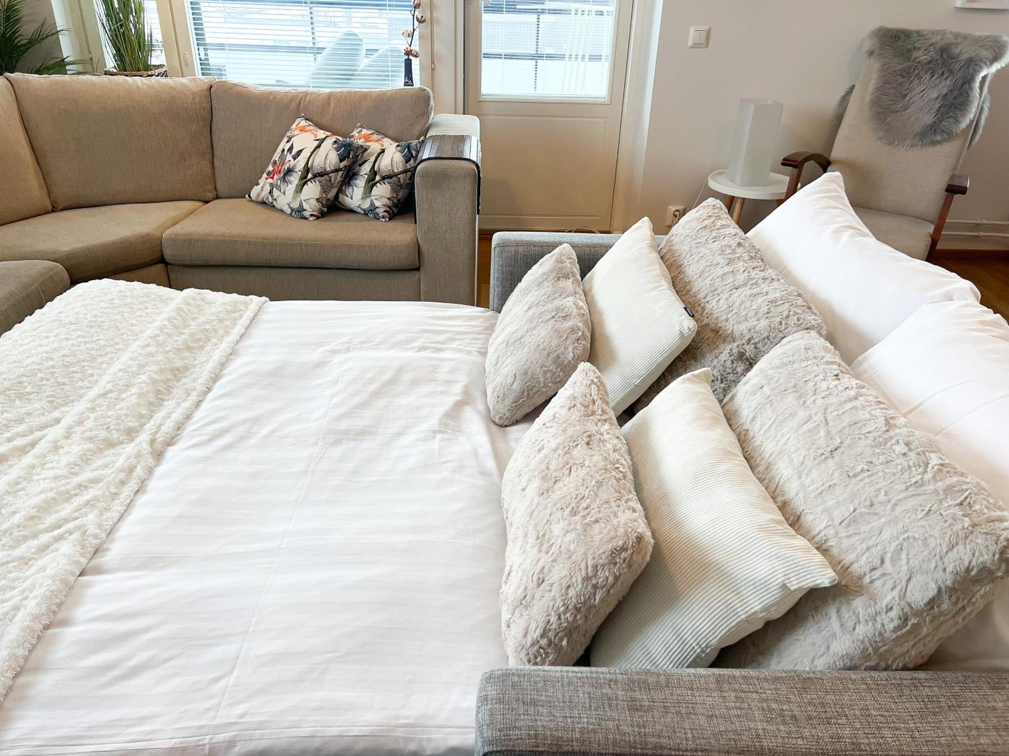 רובניימי Aurora Penthouse & Suites מראה חיצוני תמונה