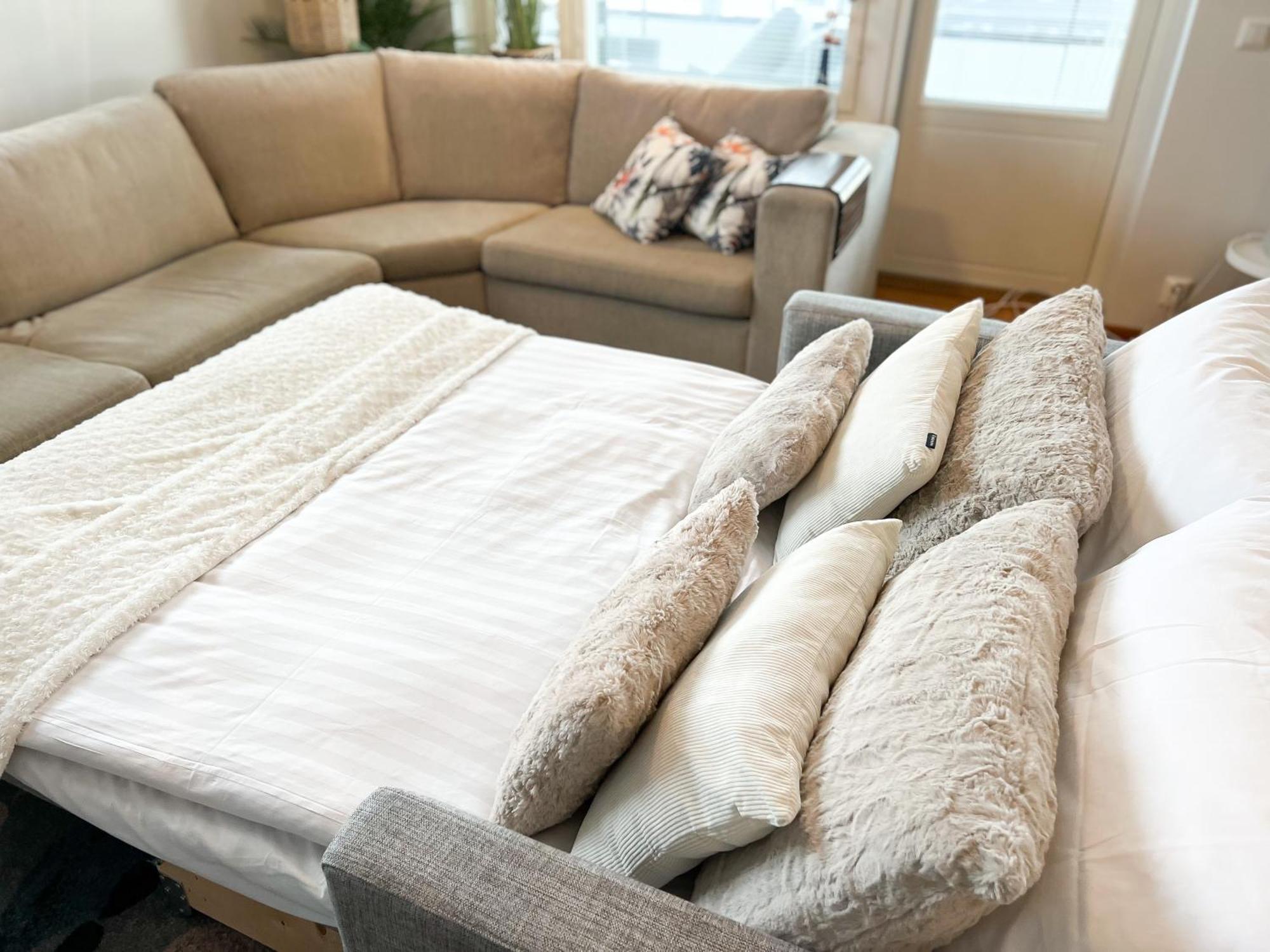 רובניימי Aurora Penthouse & Suites מראה חיצוני תמונה